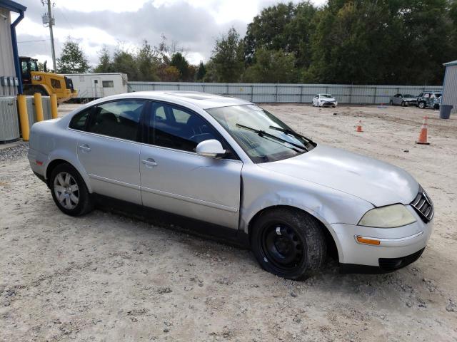 WVWAD63B85E090792 - 2005 VOLKSWAGEN PASSAT GLS SILVER photo 4