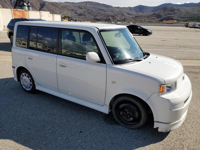 JTLKT324654021599 - 2005 TOYOTA SCION XB 白色 照片 4