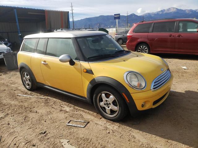 WMWML33588TJ46767 - 2008 MINI COOPER CLU YELLOW photo 4