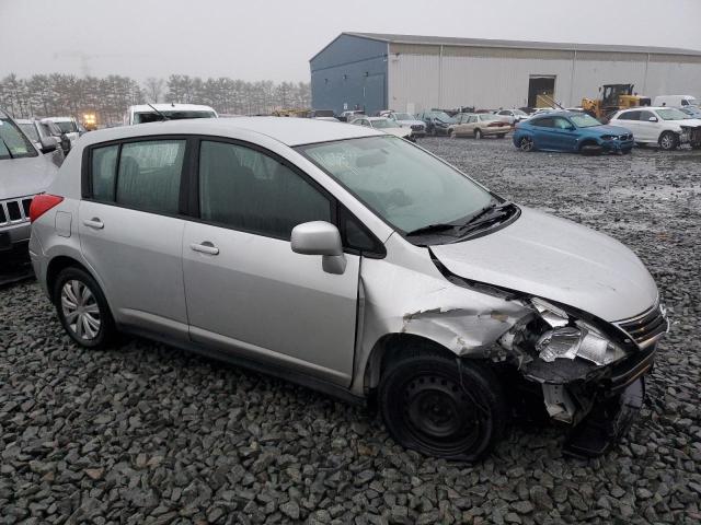 3N1BC1CP1CK285998 - 2012 NISSAN VERSA SILVER photo 4