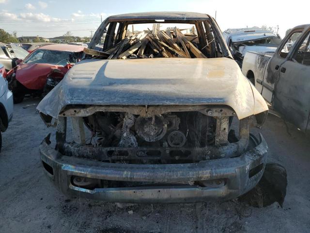 3C6UR5DL4DG550934 - 2013 RAM 2500 SLT 银色 照片 5