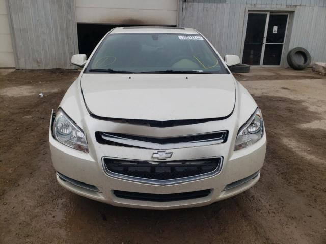 1G1ZC5E11BF298547 - 2011 CHEVROLET MALIBU 1LT Ақ фото 5