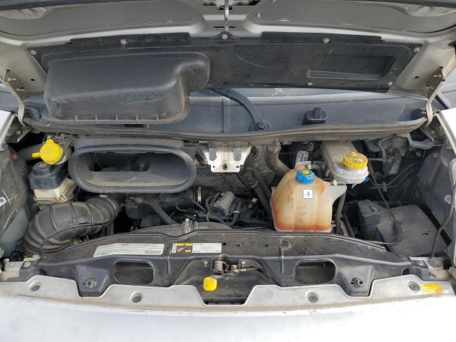 3C6URVJG2KE****** - 2019 RAM PROMASTER 白色 照片 12