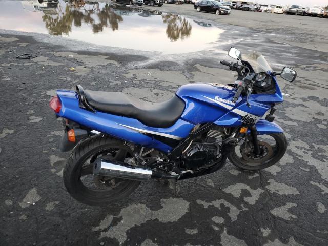 JKAEXVD175A090082 - 2005 KAWASAKI EX500 D BLUE photo 4