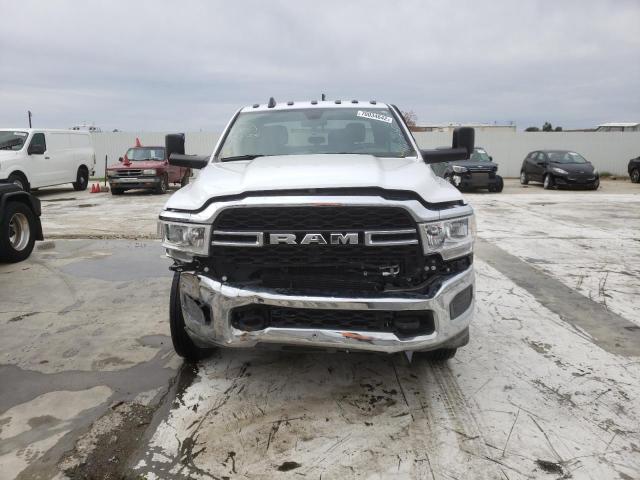 3C7WRTCL2NG101988 - 2022 RAM 3500 Սպիտակ լուսանկար 5