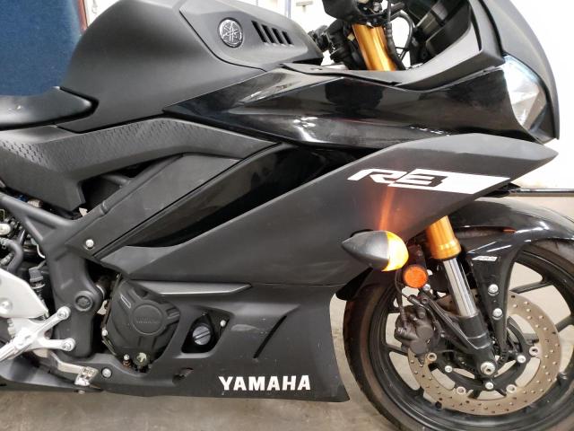 MH3RH18Y6KK001596 - 2019 YAMAHA YZFR3 A BLACK photo 7