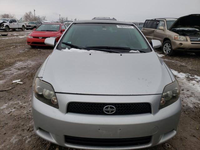 JTKDE3B74A0314016 - 2010 TOYOTA SCION TC SILVER photo 5