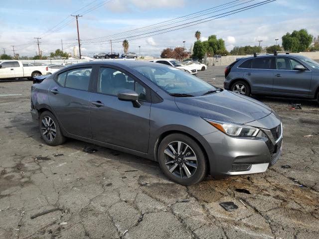 3N1CN8EV3LL882597 - 2020 NISSAN VERSA SV GRAY photo 4