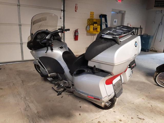 WB10555A02ZD78382 - 2002 BMW K1200 LT SILVER photo 3