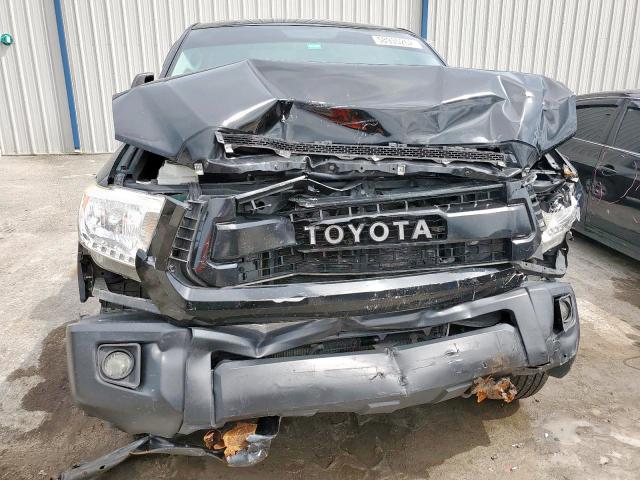 5TFRM5F12HX115937 - 2017 TOYOTA TUNDRA DOU BLACK photo 9