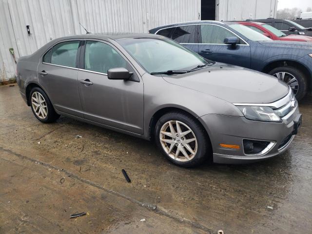 3FAHP0JA3AR353961 - 2010 FORD FUSION SEL GRAY photo 4