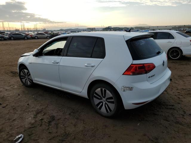 WVWKP7AU3GW912532 - 2016 VOLKSWAGEN E-GOLF SE WHITE photo 2