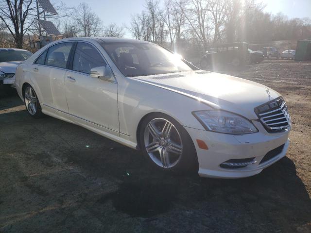 WDDNG9EB8DA535423 - 2013 MERCEDES-BENZ S 550 4MAT WHITE photo 4