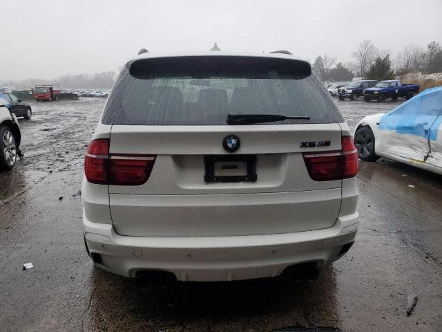 5YMGY0C59BLK26688 - 2011 BMW X5 M WHITE photo 6