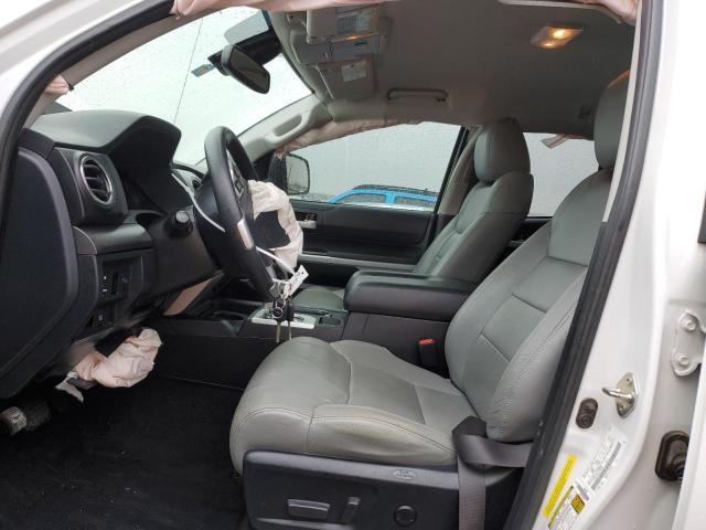 5TFUW5F11JX743319 - 2018 TOYOTA TUNDRA DOU WHITE photo 7