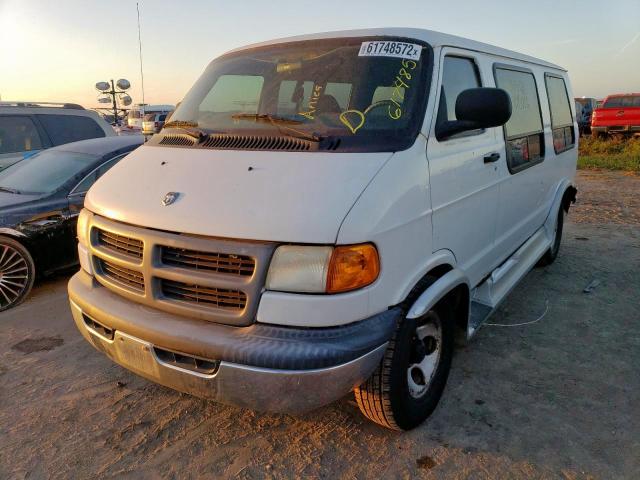 2D7HB11Y23K510057 - 2003 DODGE RAM VAN B1 WHITE photo 2