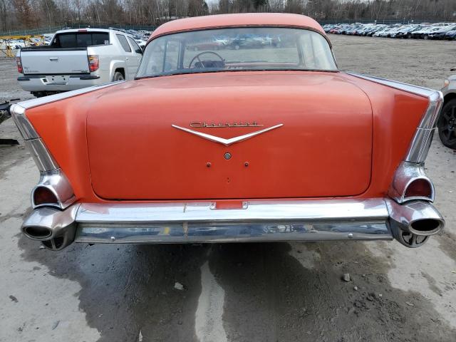 C57B230769 - 1957 CHEVROLET BEL AIR ORANGE photo 6