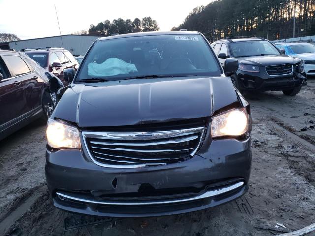 2C4RC1BG1FR646208 - 2015 CHRYSLER TOWN & COU GRAY photo 5