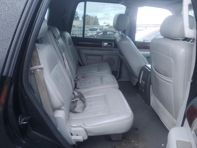 5LMFU27R24LJ39090 - 2004 LINCOLN NAVIGATOR BLACK photo 11
