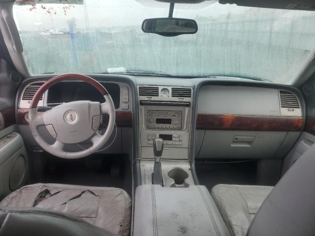 5LMFU27R24LJ39090 - 2004 LINCOLN NAVIGATOR BLACK photo 8