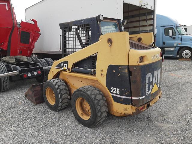 4YZ03506 - 2001 CATERPILLAR BULLDOZER YELLOW photo 3