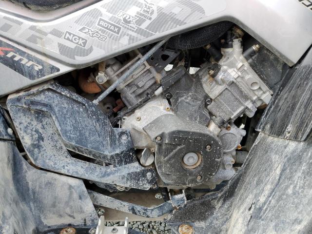 3JBMWAX24HJ000075 - 2017 CAN-AM RENEGADE X 双色 照片 7