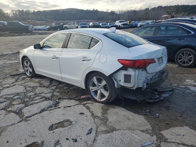 19VDE1F33FE****** - 2015 ACURA ILX 20 WHITE photo 2