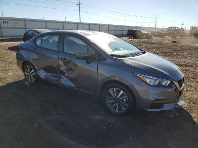 3N1CN8EV1ML885788 - 2021 NISSAN VERSA SV GRAY photo 4