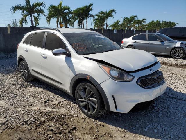 KNDCC3LC8H5052079 - 2017 KIA NIRO EX WHITE photo 4