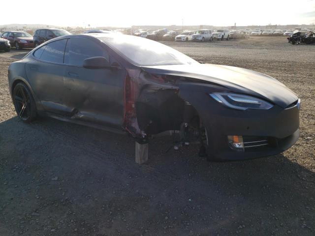 5YJSA1E45FF101875 - 2015 TESLA MODEL S Սև լուսանկար 4