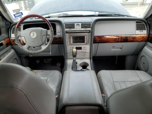 5LMFU27R24LJ22807 - 2004 LINCOLN NAVIGATOR 蓝色 照片 8