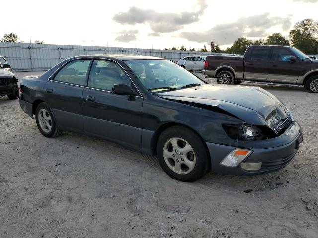 JT8BF22G1V0033429 - 1997 LEXUS ES 300 BLACK photo 4