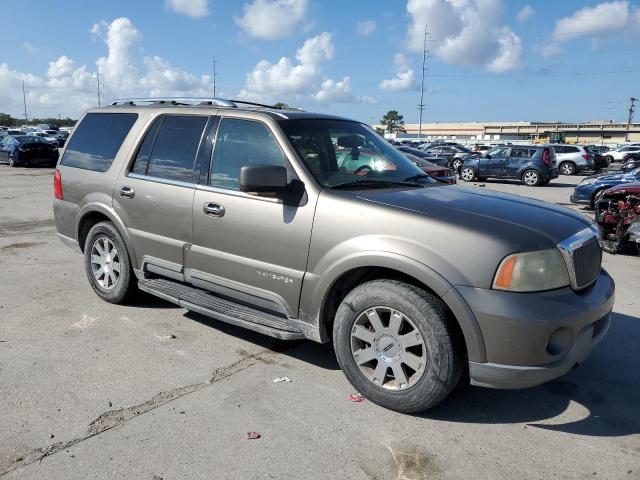 5LMFU28R53LJ35015 - 2003 LINCOLN NAVIGATOR TAN photo 4