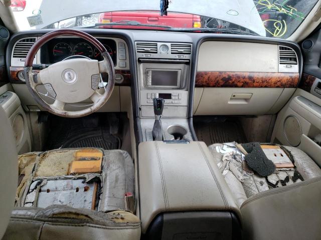 5LMFU28R53LJ35015 - 2003 LINCOLN NAVIGATOR TAN photo 8