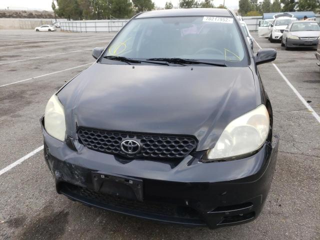 2T1KR32E24C202679 - 2004 TOYOTA COROLLA MA BLACK photo 5