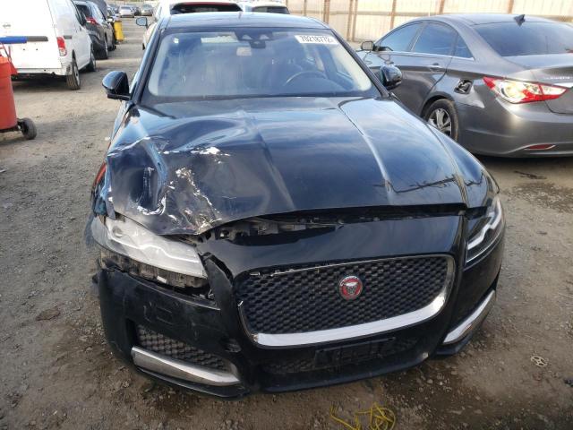 SAJBE4BVXHCY34881 - 2017 JAGUAR XF PRESTIG BLACK photo 5