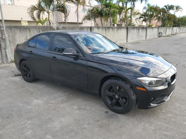 WBA3C3G51FNS74520 - 2015 BMW 320 I XDRI BLACK photo 4