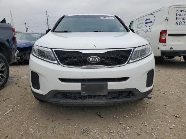 5XYKT3A6XEG472180 - 2014 KIA SORENTO WHITE photo 5