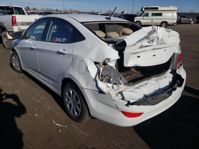 KMHCT4AE4DU412390 - 2013 HYUNDAI ACCENT WHITE photo 3