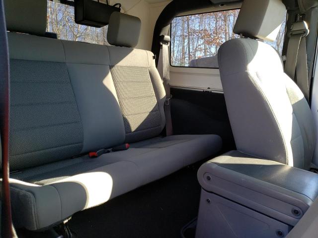 1J4FA54118L543157 - 2008 JEEP WRANGLER S SILVER photo 10