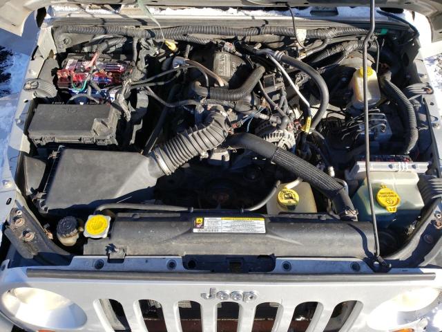 1J4FA54118L543157 - 2008 JEEP WRANGLER S SILVER photo 11