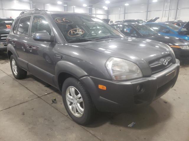 KM8JN72D58U769396 - 2008 HYUNDAI TUCSON SE GRAY photo 1