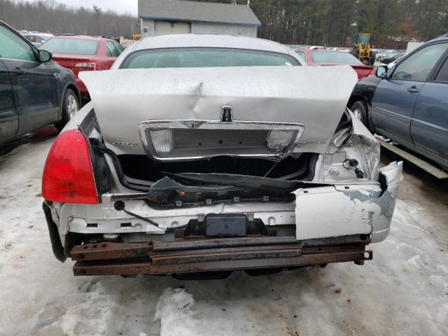 2LNHM82V49X600397 - 2009 LINCOLN TOWNCAR SILVER photo 9