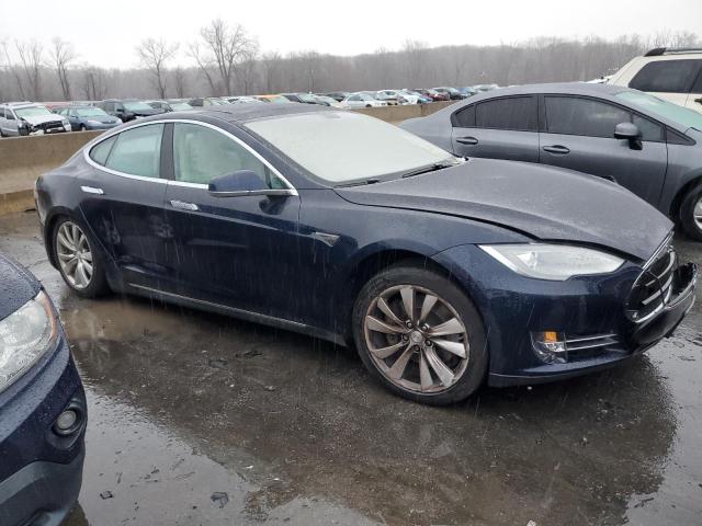 5YJSA1CN3DFP23058 - 2013 TESLA MODEL S ლურჯი ფოტო 4