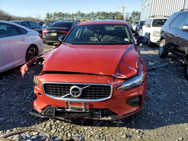 7JR102FM6KG004852 - 2019 VOLVO S60 T5 R-D RED photo 5