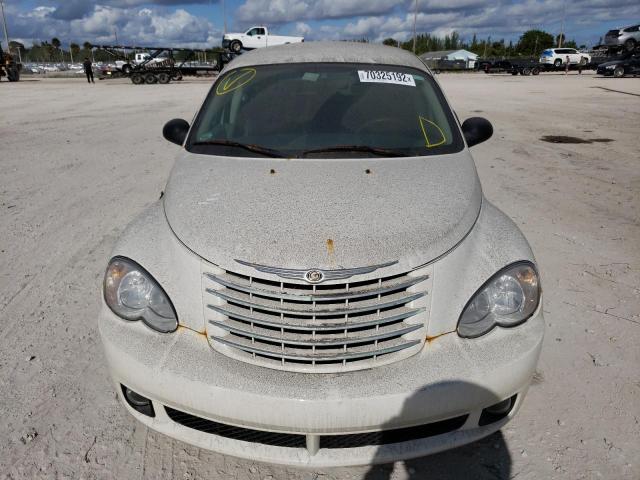 3A4GY5F91AT131866 - 2010 CHRYSLER PT CRUISER WHITE photo 5