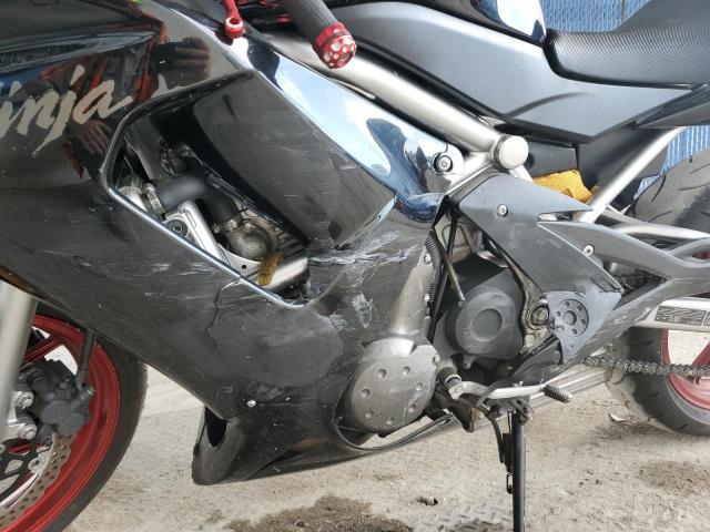 JKAEXEA118A040867 - 2008 KAWASAKI EX650 A Qara foto 9