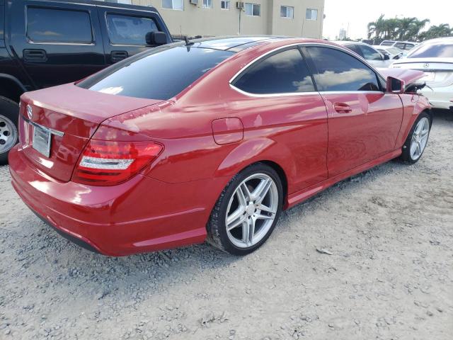 WDDGJ4HB1DF968366 - 2013 MERCEDES-BENZ C 250 RED photo 3