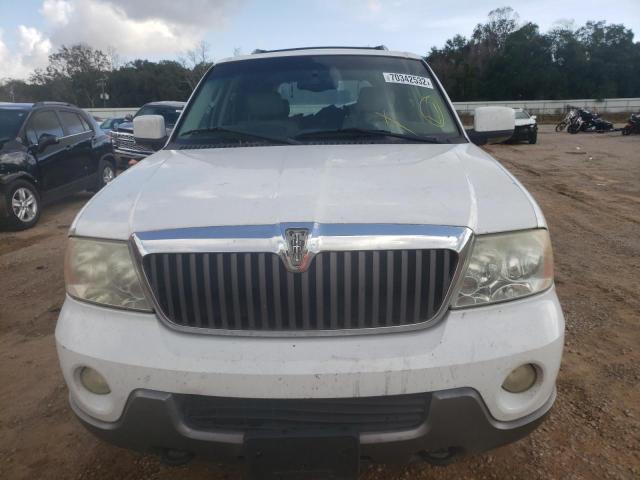 5LMFU28R83LJ17687 - 2003 LINCOLN NAVIGATOR WHITE photo 5