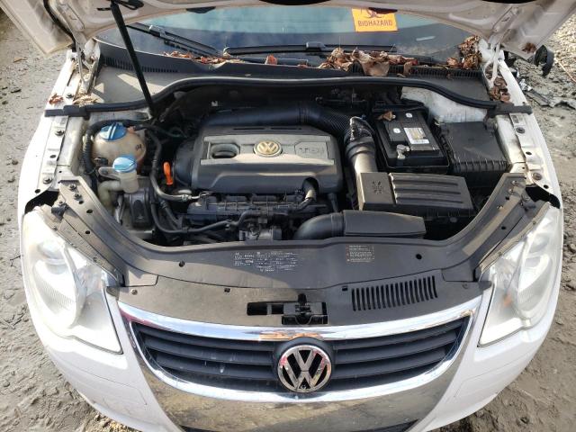 WVWAA71F69V017561 - 2009 VOLKSWAGEN EOS TURBO WHITE photo 11